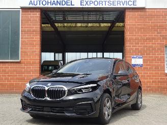 škoda osobní automobily BMW 1-serie 118i Advantage 136pk Automaat, Airco, Navi-MMS, Cruise, Lane assist 2024/9