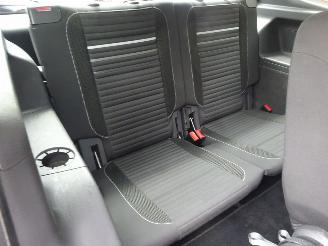 Volkswagen Touran \"Cup\" 105 pk Comfortline 7 persoons, Climate & Cruise control picture 14