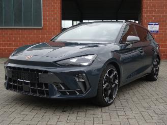 Cupra Leon Sportstourer 1.5 e-Hybrid 200 kW VZ Extreme picture 2