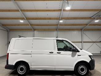 krockskadad bil bedrijf Volkswagen Transporter 2.0TDI 75kW Airco L1H1 Comfortline 2018/4