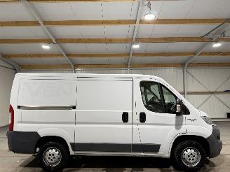 krockskadad bil bedrijf Fiat Ducato 2.3MJ 96kW Clima Navi L1H1 2017/11
