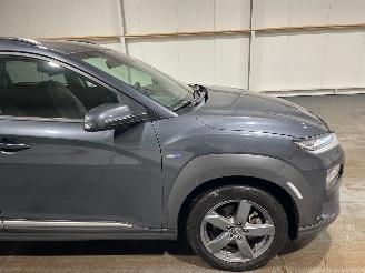 Hyundai Kona EV 100kW Fashion Design 39kWh picture 14