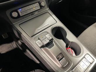 Hyundai Kona EV 100kW Fashion Design 39kWh picture 35