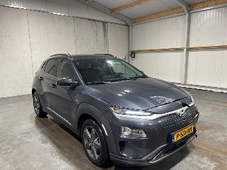 Hyundai Kona EV 100kW Fashion Design 39kWh picture 3