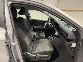 Hyundai Kona 115kW Comfort 48.4 kWh picture 40