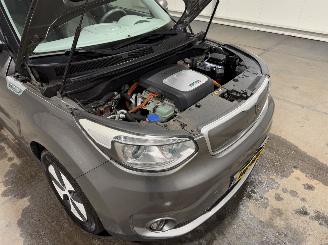 Kia Soul EV 27kWh 81kW ExecutiveLine DAB Stoel/Stuurverwarming picture 23