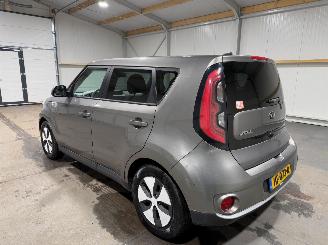 Kia Soul EV 27kWh 81kW ExecutiveLine DAB Stoel/Stuurverwarming picture 12