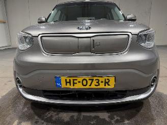 Kia Soul EV 27kWh 81kW ExecutiveLine DAB Stoel/Stuurverwarming picture 21