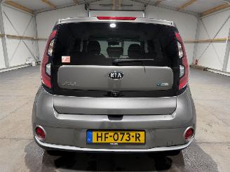 Kia Soul EV 27kWh 81kW ExecutiveLine DAB Stoel/Stuurverwarming picture 7