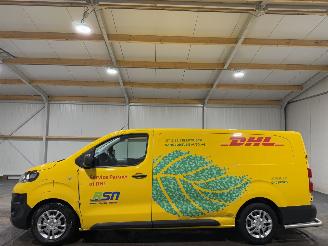 Opel Vivaro-e 50kWh 100kW Airco L3H1 Innovation picture 8