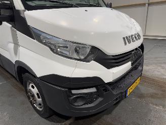 Iveco Daily 35C 2.3d 100kW Clima DUBBELLUCHT picture 22