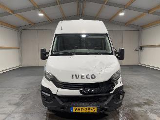 Iveco Daily 35C 2.3d 100kW Clima DUBBELLUCHT picture 4