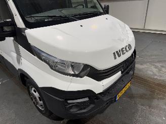 Iveco Daily 35C 2.3d 100kW Clima DUBBELLUCHT picture 19