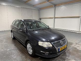 Volkswagen Passat 2.0 TDI 125kW Automaat Highline Business picture 3