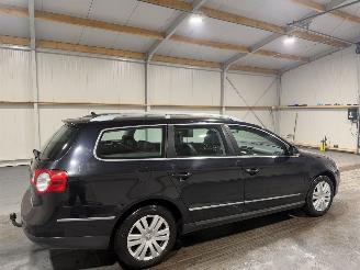 Volkswagen Passat 2.0 TDI 125kW Automaat Highline Business picture 5