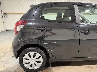 Peugeot 108 1.0e-VTi 53kW Active picture 16