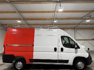 skadebil bedrijf Opel Movano 2.2D 121kW Zwaar L2H2 2023/8