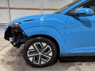 Hyundai Kona 64kWh EV 150kW Premium picture 15