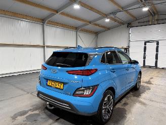 Hyundai Kona 64kWh EV 150kW Premium picture 6