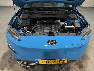 Hyundai Kona 64kWh EV 150kW Premium picture 26