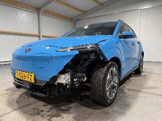 Hyundai Kona 64kWh EV 150kW Premium picture 24