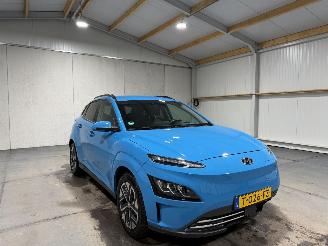 Hyundai Kona 64kWh EV 150kW Premium picture 3