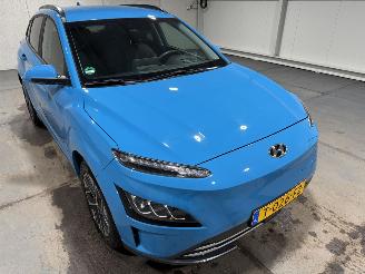 Hyundai Kona 64kWh EV 150kW Premium picture 19