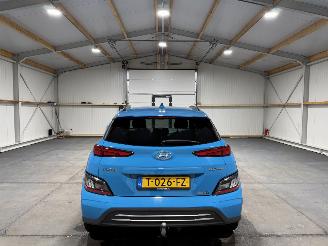 Hyundai Kona 64kWh EV 150kW Premium picture 7