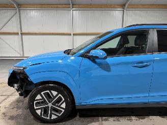 Hyundai Kona 64kWh EV 150kW Premium picture 13