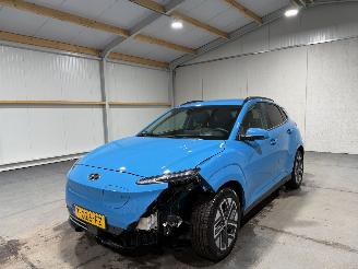 Hyundai Kona 64kWh EV 150kW Premium picture 10
