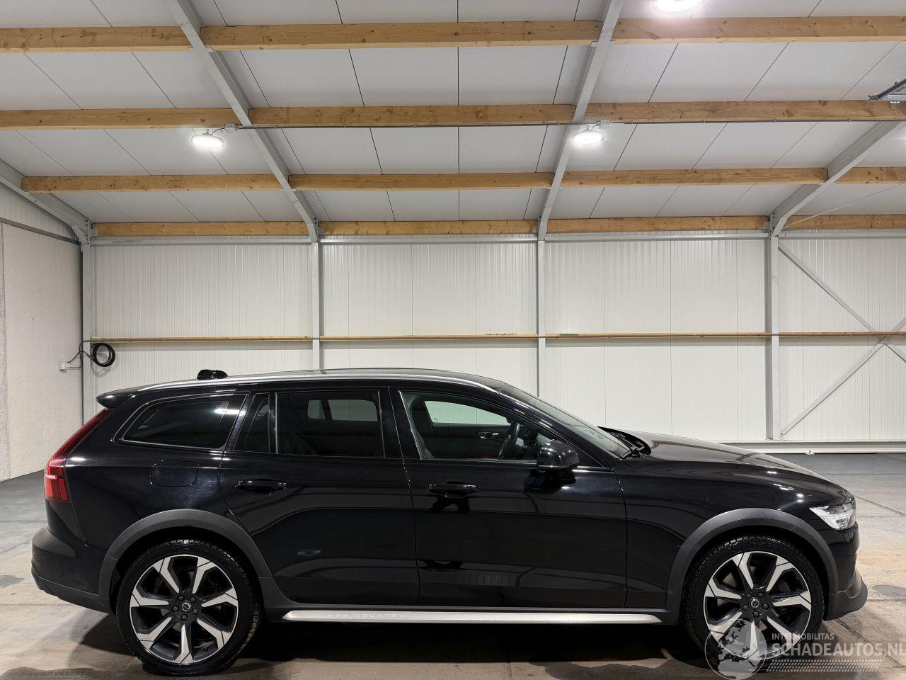 Volvo V-60 Cross Country 2.0 B5 184kW Automaat AWD Pro