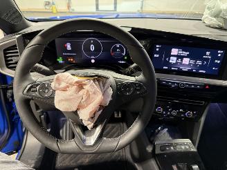 Opel Mokka-E 50kWh 100kW Stoelverwarming Navigatie picture 34