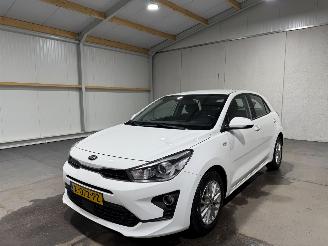 Kia Rio 1.0T-GDi 74kW MHEV Dynamicline picture 10