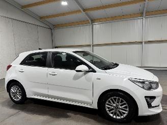 Kia Rio 1.0T-GDi 74kW MHEV Dynamicline picture 2