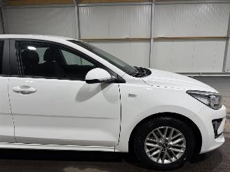 Kia Rio 1.0T-GDi 74kW MHEV Dynamicline picture 14