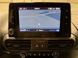 Toyota Proace CITY 1.5D-4D 73kW Navigator Long picture 35