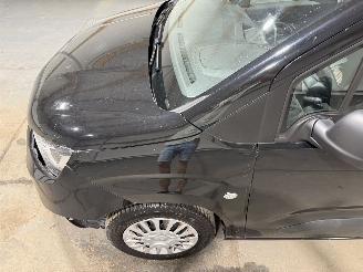 Toyota Proace CITY 1.5D-4D 73kW Navigator Long picture 17