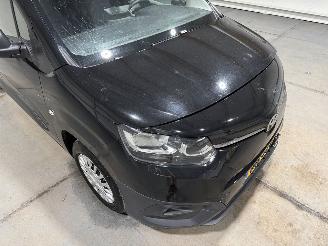 Toyota Proace CITY 1.5D-4D 73kW Navigator Long picture 19