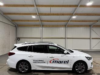 Auto incidentate Ford Focus 1.0Ecoboost 114kW Automaat Hybrid ST Line X 2023/7