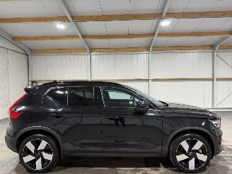 skadebil auto Volvo XC40 69kWh Single Motor 175kW Automaat Core 2024/3