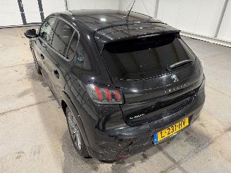 Peugeot e-208 50kWh Allure Pack 100kW Automaat picture 19