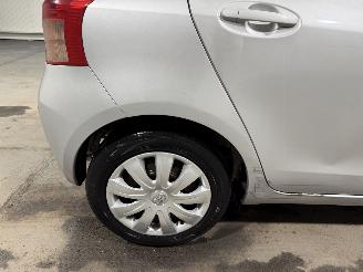 Toyota Yaris 1.3VVTi 64kW Sol picture 20