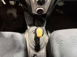 Toyota Yaris 1.3VVTi 64kW Sol picture 29