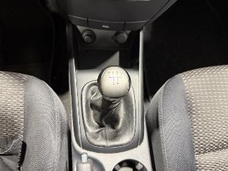 Hyundai I-30 1.6 85kW Airco picture 18