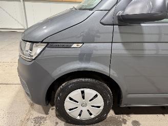 Volkswagen Transporter 2.0TDI 66kW L1H1 picture 15