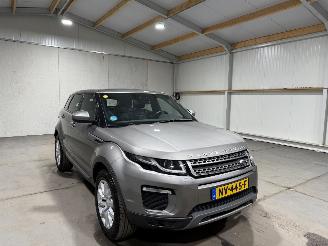 Land Rover Range Rover Evoque 2.0TD4 110kW SE AWD Automaat Dynamic picture 3