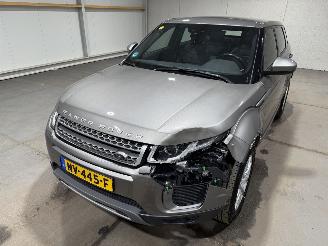 Land Rover Range Rover Evoque 2.0TD4 110kW SE AWD Automaat Dynamic picture 16