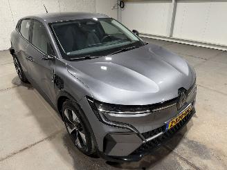 Renault Mégane 60kWh E-TECH EV60 Optimum Charge Business ed Evolution picture 18