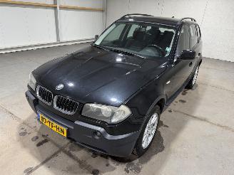 BMW X3 2.0i 110kW X-Drive Business Line picture 22