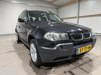 BMW X3 2.0i 110kW X-Drive Business Line picture 17